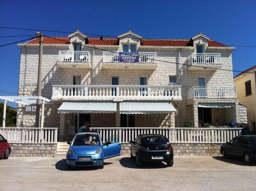 Villa Menalo Hodilje Exteriör bild