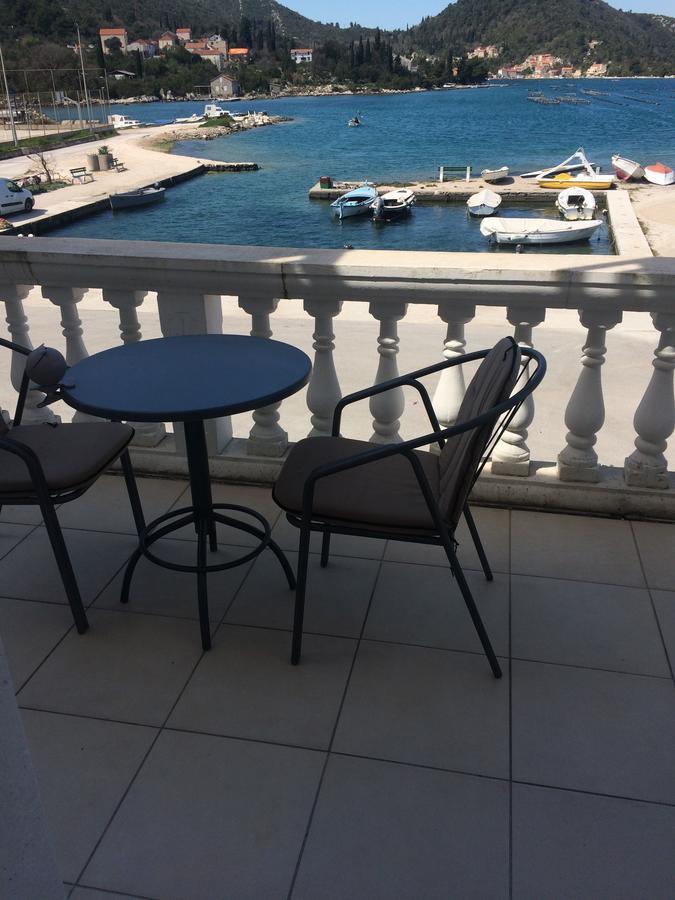 Villa Menalo Hodilje Exteriör bild