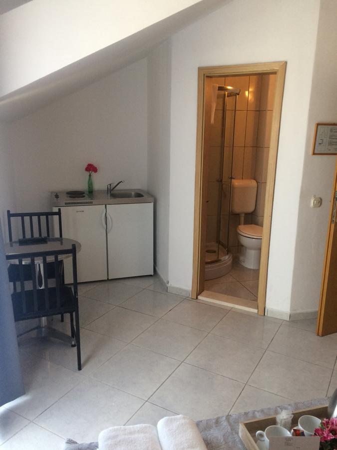 Villa Menalo Hodilje Exteriör bild